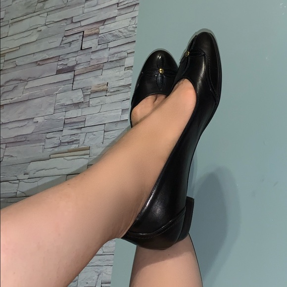 LOUIS VUITTON• Monogram Flower. Flats/ size 38!! - Picture 7 of 9